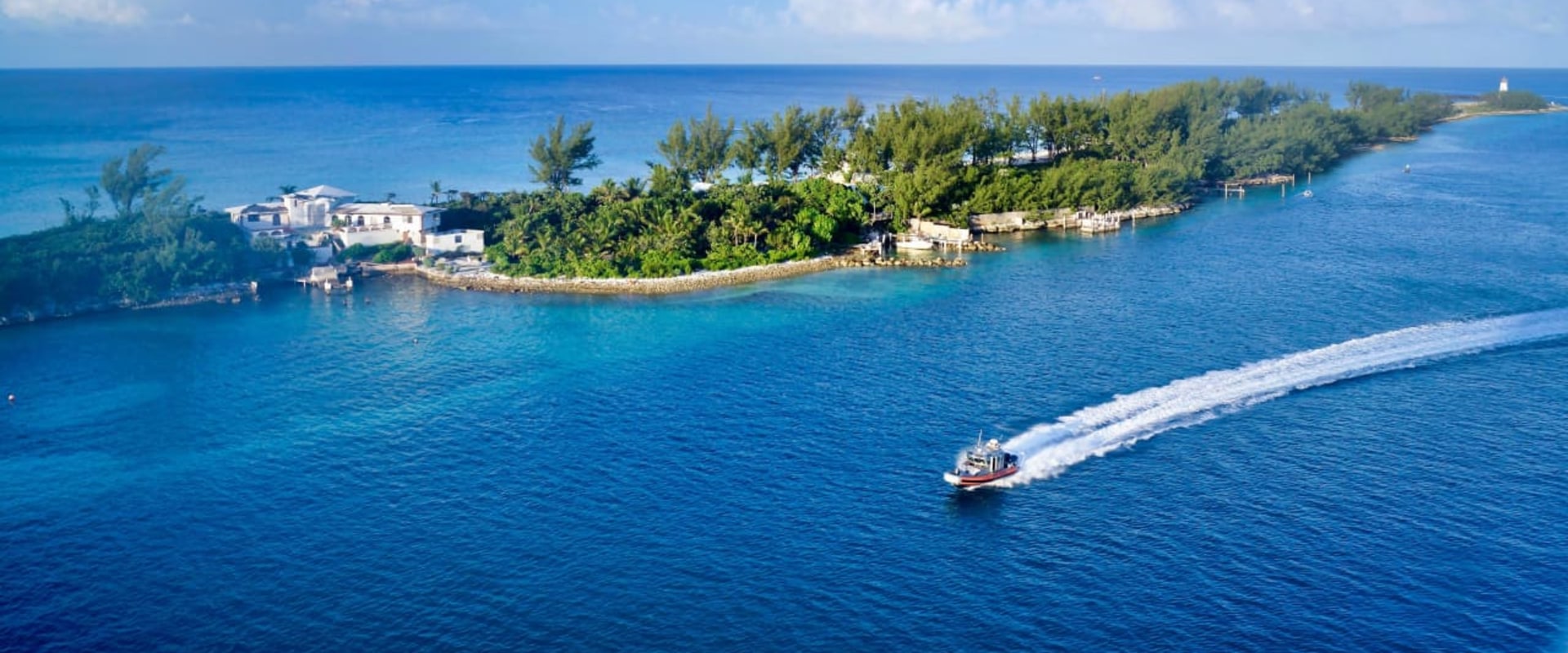 Insurance Considerations for High-Value Properties in the Bahamas
