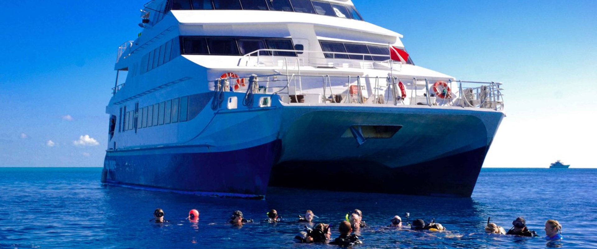 Costs and Regulations for Renting a Boat in the Bahamas