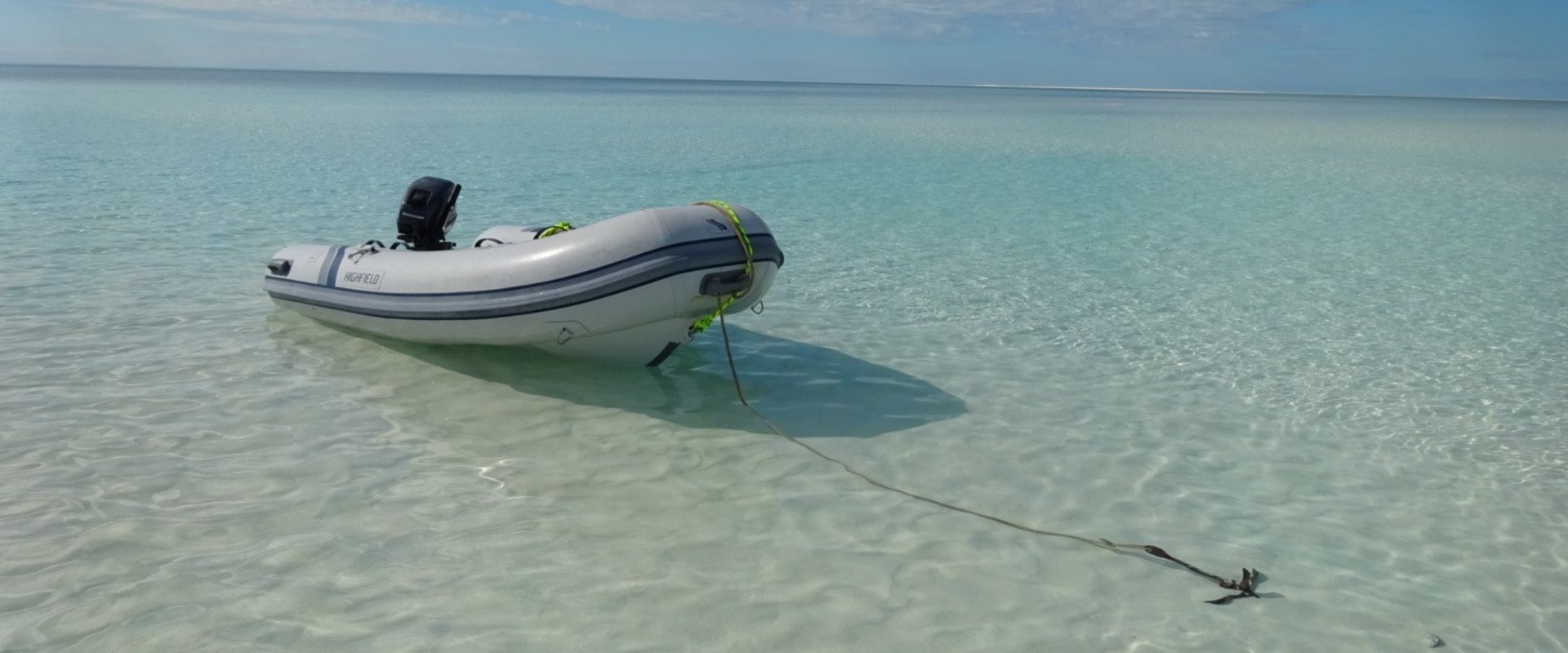 Navigating the Waters and Following Boating Regulations in the Bahamas: Tips for a Successful Boating Experience